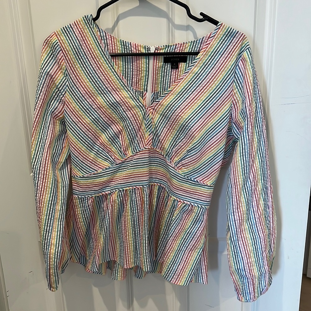 Women’s JCrew gorgeous “seersucker” style top.